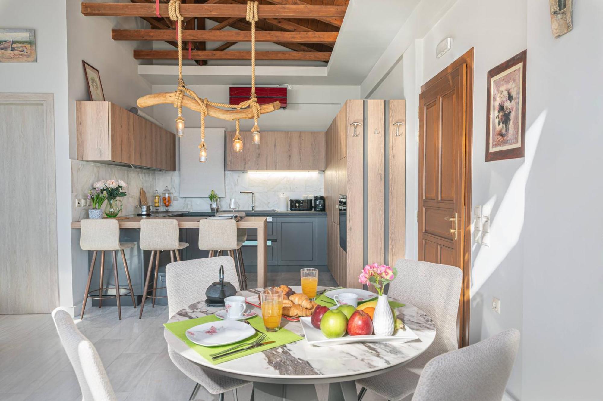 Sea Rock Apartment Agia Efimia Luaran gambar