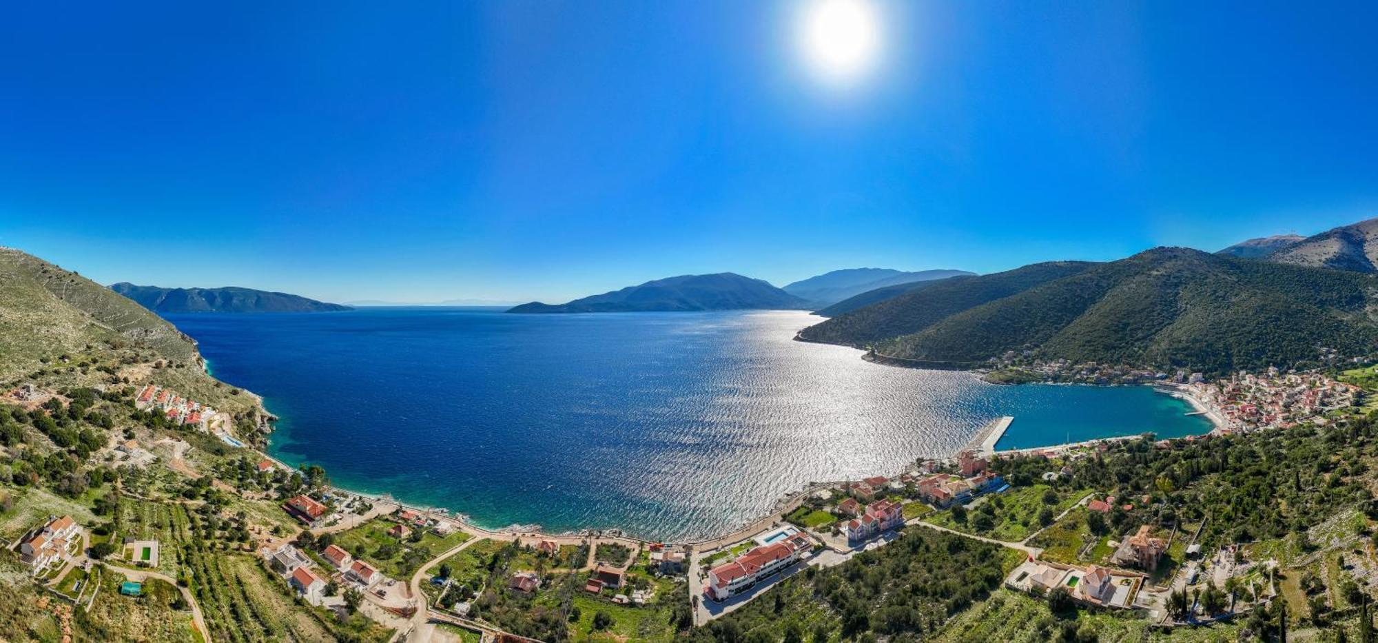 Sea Rock Apartment Agia Efimia Luaran gambar