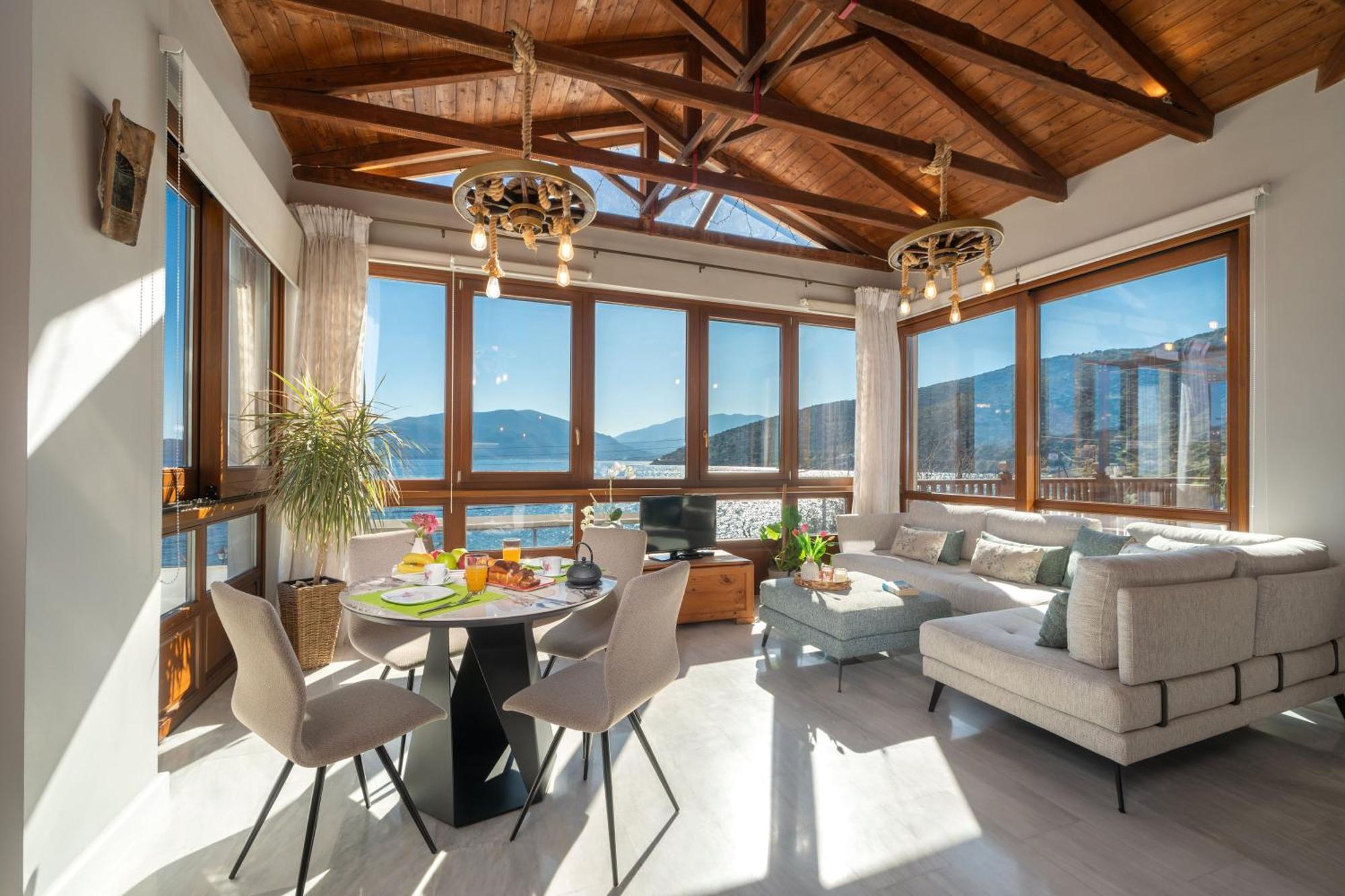 Sea Rock Apartment Agia Efimia Luaran gambar